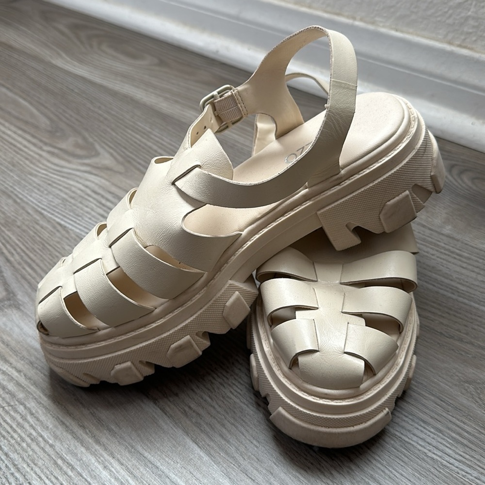 Arezzo platform sandals